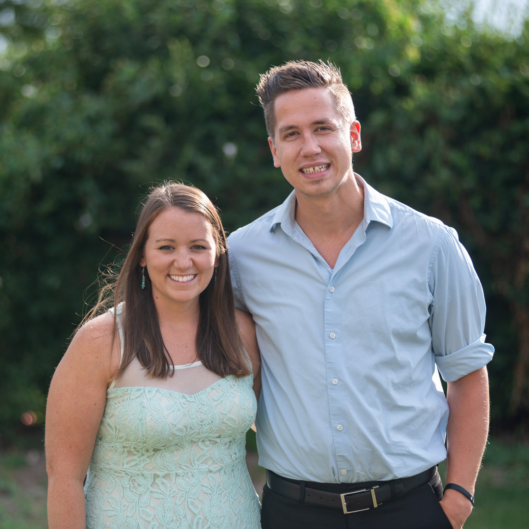 holcomb <strong>Galen and Brooke Holcomb</strong><br><em><a href="https://newlifecommunity.church/rogers-park/">Visit Rogers Park</a></em>